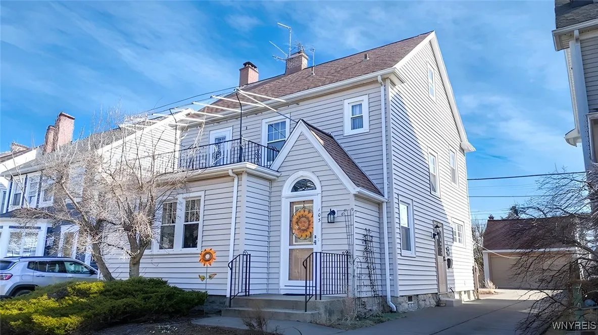 105 Winston Road, Buffalo, New York 14216, Buffalo, New York 14216, 3 Bedrooms Bedrooms, 7 Rooms Rooms,1 BathroomBathrooms,Residential,Closed,105 Winston Road, Buffalo, New York 14216,0,B1593015