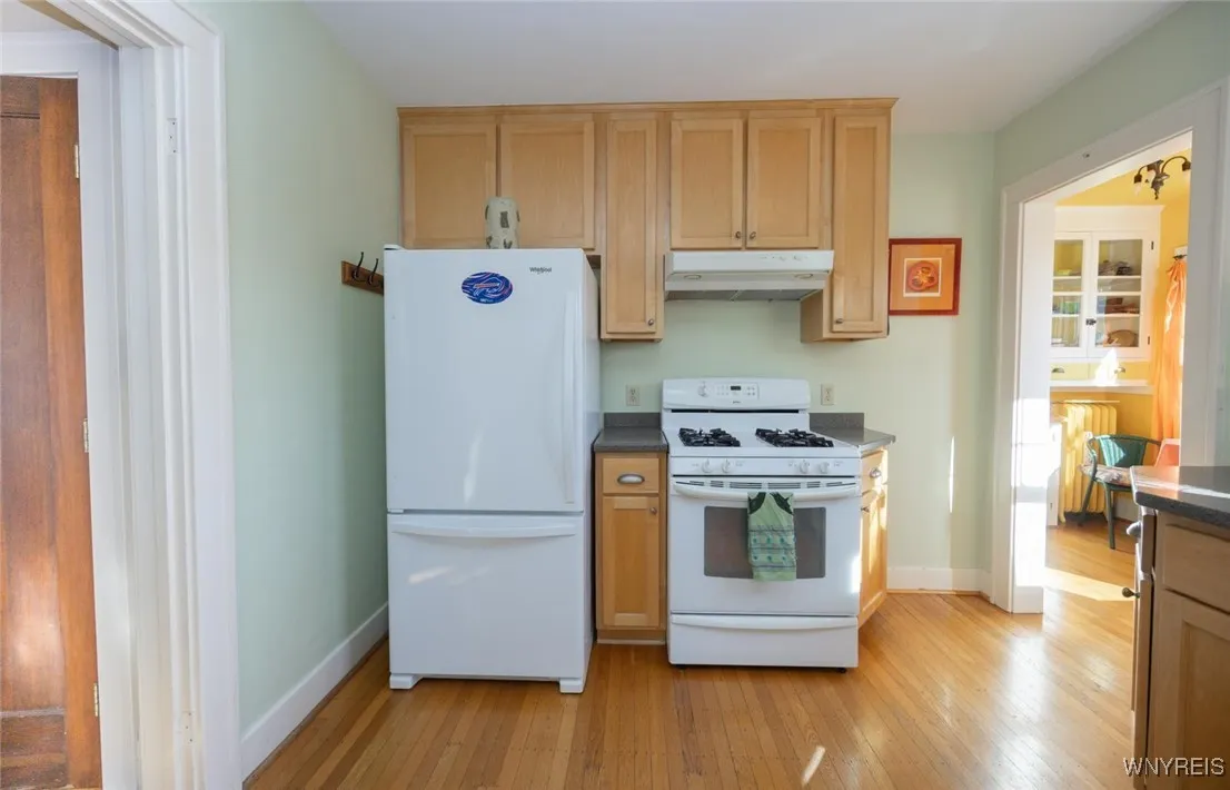 105 Winston Road, Buffalo, New York 14216, Buffalo, New York 14216, 3 Bedrooms Bedrooms, 7 Rooms Rooms,1 BathroomBathrooms,Residential,Closed,105 Winston Road, Buffalo, New York 14216,0,B1593015