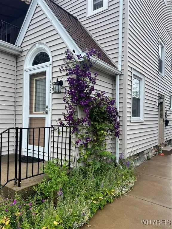 105 Winston Road, Buffalo, New York 14216, Buffalo, New York 14216, 3 Bedrooms Bedrooms, 7 Rooms Rooms,1 BathroomBathrooms,Residential,Closed,105 Winston Road, Buffalo, New York 14216,0,B1593015