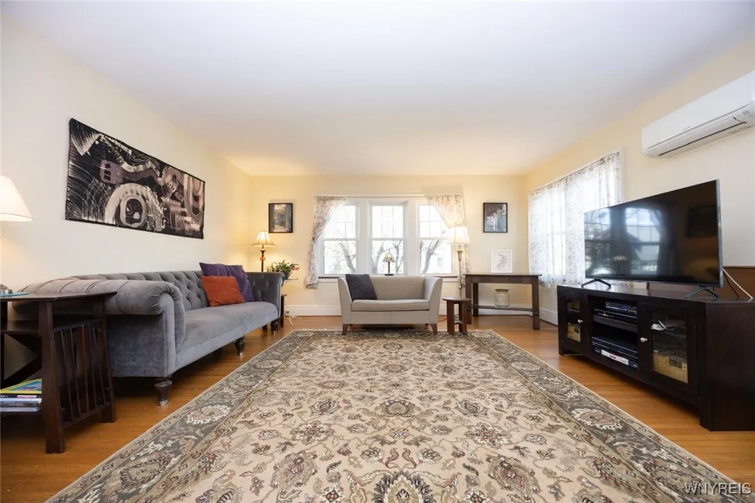 105 Winston Road, Buffalo, New York 14216, Buffalo, New York 14216, 3 Bedrooms Bedrooms, 7 Rooms Rooms,1 BathroomBathrooms,Residential,Closed,105 Winston Road, Buffalo, New York 14216,0,B1593015