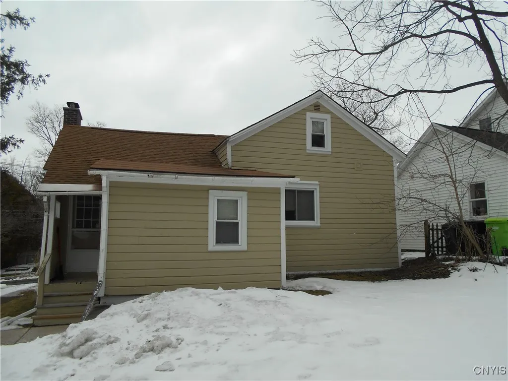 32 Fenner Street, Cazenovia, New York 13035, Cazenovia, New York 13035, 2 Bedrooms Bedrooms, 5 Rooms Rooms,2 BathroomsBathrooms,Residential,Closed,32 Fenner Street, Cazenovia, New York 13035,0,S1592149