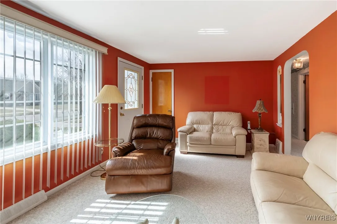 304 Traverse Boulevard, Tonawanda-town, New York 1, Tonawanda, New York 14223, 3 Bedrooms Bedrooms, 6 Rooms Rooms,1 BathroomBathrooms,Residential,Closed,304 Traverse Boulevard, Tonawanda-town, New York 1,0,B1593031