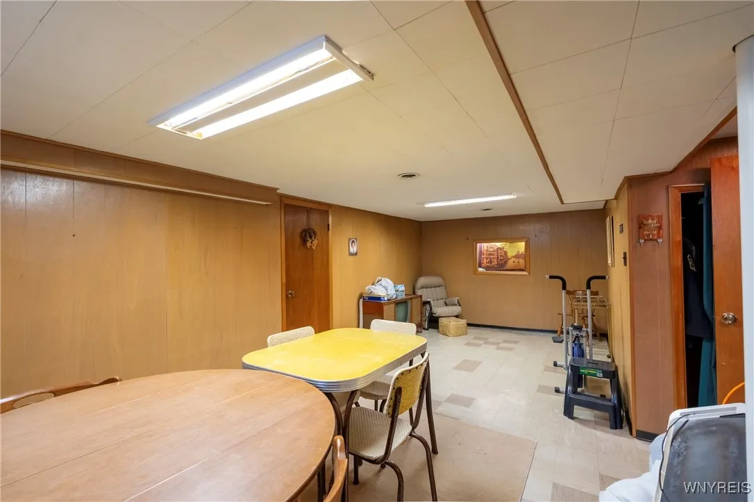 304 Traverse Boulevard, Tonawanda-town, New York 1, Tonawanda, New York 14223, 3 Bedrooms Bedrooms, 6 Rooms Rooms,1 BathroomBathrooms,Residential,Closed,304 Traverse Boulevard, Tonawanda-town, New York 1,0,B1593031