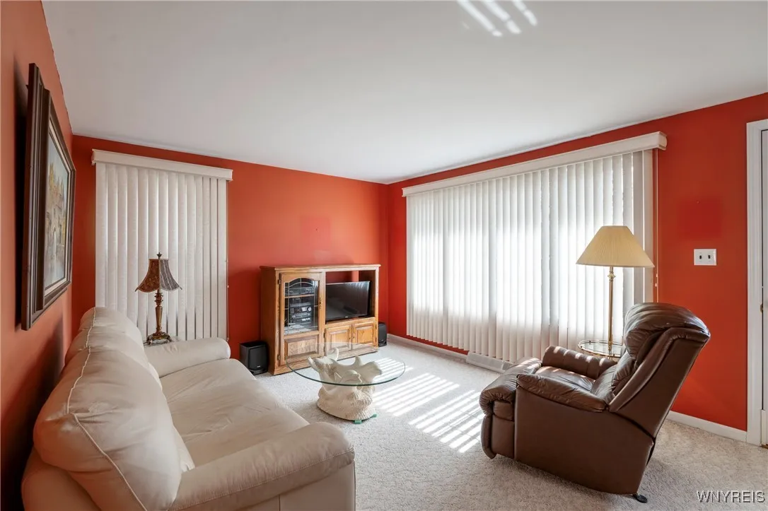 304 Traverse Boulevard, Tonawanda-town, New York 1, Tonawanda, New York 14223, 3 Bedrooms Bedrooms, 6 Rooms Rooms,1 BathroomBathrooms,Residential,Closed,304 Traverse Boulevard, Tonawanda-town, New York 1,0,B1593031