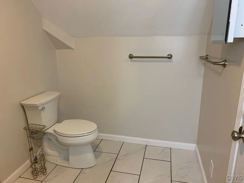 715-17 Maryland Avenue, Syracuse, New York 13210, Syracuse, New York 13210, 8 Bedrooms Bedrooms, ,3 BathroomsBathrooms,Residential,For Sale,715-17 Maryland Avenue, Syracuse, New York 13210,S1593200