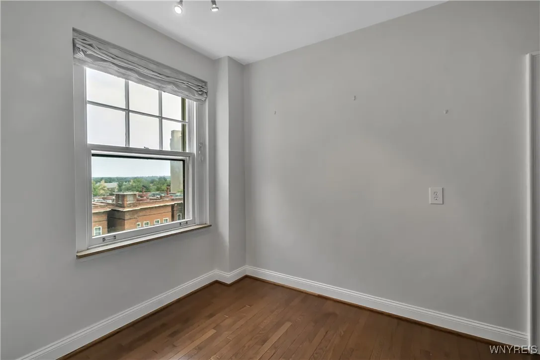 83 Bryant Street 8a, Buffalo, New York 14209, Buffalo, New York 14209, 2 Bedrooms Bedrooms, 5 Rooms Rooms,2 BathroomsBathrooms,Residential,For Sale,83 Bryant Street 8a, Buffalo, New York 14209,B1593230