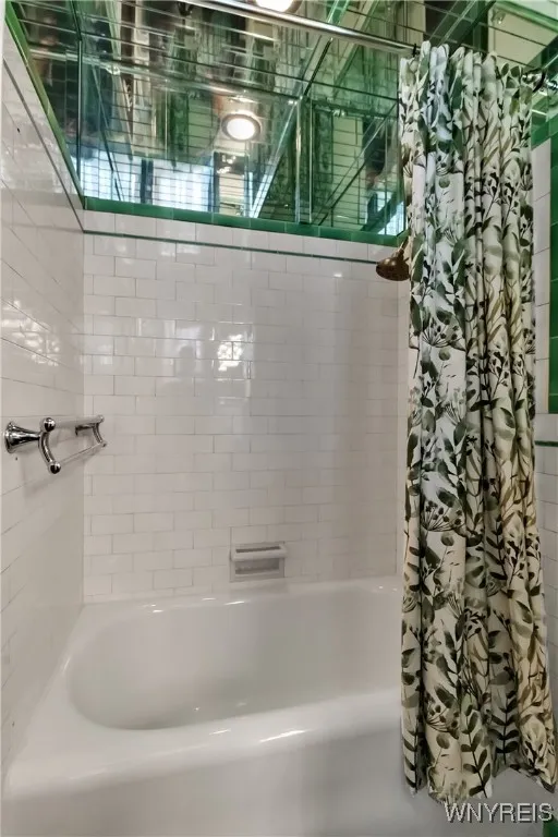 83 Bryant Street 8a, Buffalo, New York 14209, Buffalo, New York 14209, 2 Bedrooms Bedrooms, 5 Rooms Rooms,2 BathroomsBathrooms,Residential,For Sale,83 Bryant Street 8a, Buffalo, New York 14209,B1593230