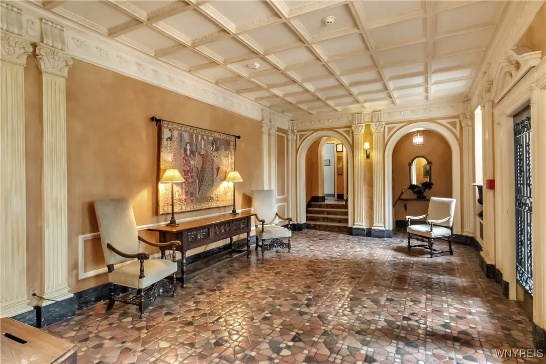 83 Bryant Street 8a, Buffalo, New York 14209, Buffalo, New York 14209, 2 Bedrooms Bedrooms, 5 Rooms Rooms,2 BathroomsBathrooms,Residential,For Sale,83 Bryant Street 8a, Buffalo, New York 14209,B1593230