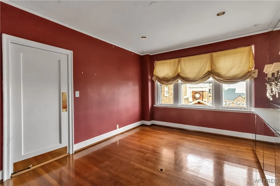 83 Bryant Street 8a, Buffalo, New York 14209, Buffalo, New York 14209, 2 Bedrooms Bedrooms, 5 Rooms Rooms,2 BathroomsBathrooms,Residential,For Sale,83 Bryant Street 8a, Buffalo, New York 14209,B1593230