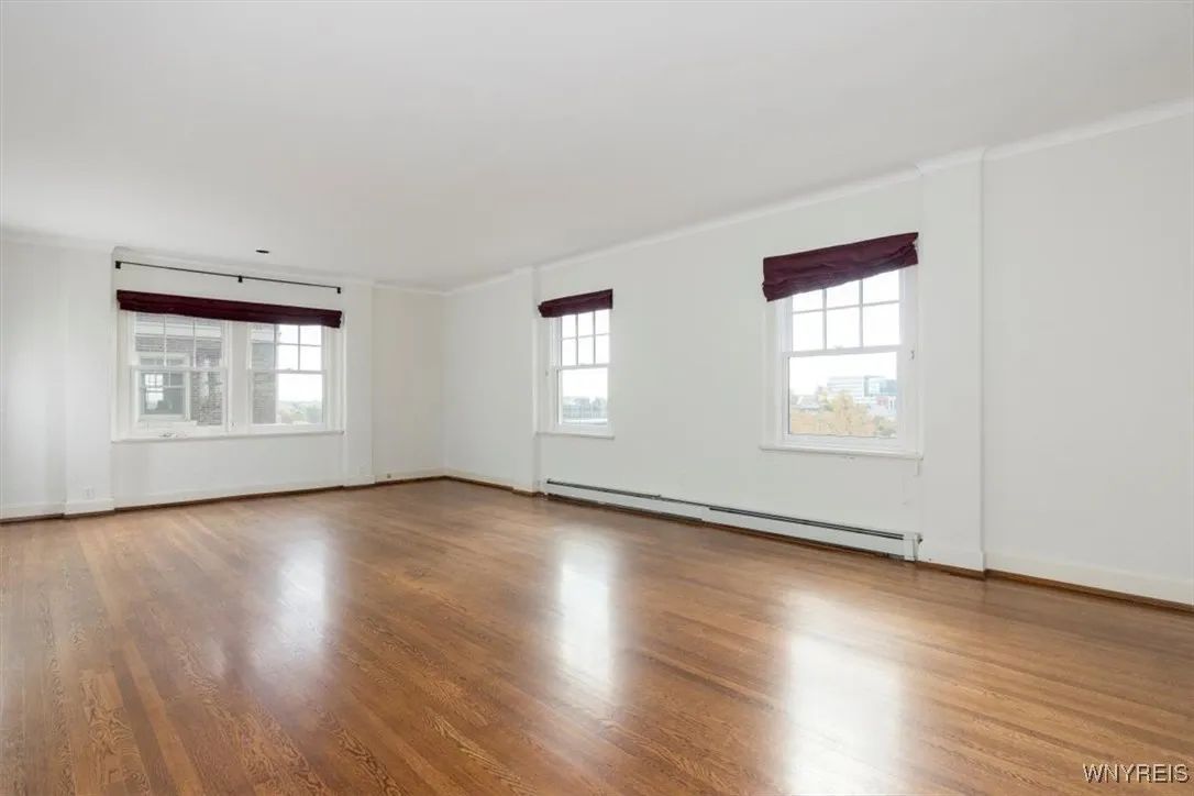 83 Bryant Street 8a, Buffalo, New York 14209, Buffalo, New York 14209, 2 Bedrooms Bedrooms, 5 Rooms Rooms,2 BathroomsBathrooms,Residential,For Sale,83 Bryant Street 8a, Buffalo, New York 14209,B1593230