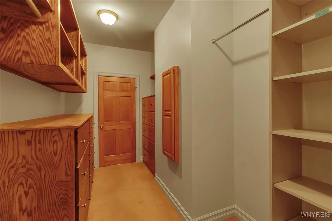 5403 Armor Duells Road, Orchard Park, New York 141, Orchard Park, New York 14127, 3 Bedrooms Bedrooms, 10 Rooms Rooms,2 BathroomsBathrooms,Residential,Closed,5403 Armor Duells Road, Orchard Park, New York 141,B1592983