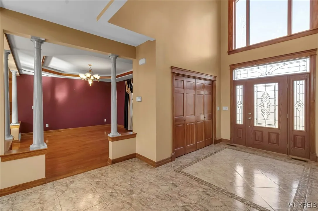 5403 Armor Duells Road, Orchard Park, New York 141, Orchard Park, New York 14127, 3 Bedrooms Bedrooms, 10 Rooms Rooms,2 BathroomsBathrooms,Residential,Closed,5403 Armor Duells Road, Orchard Park, New York 141,B1592983