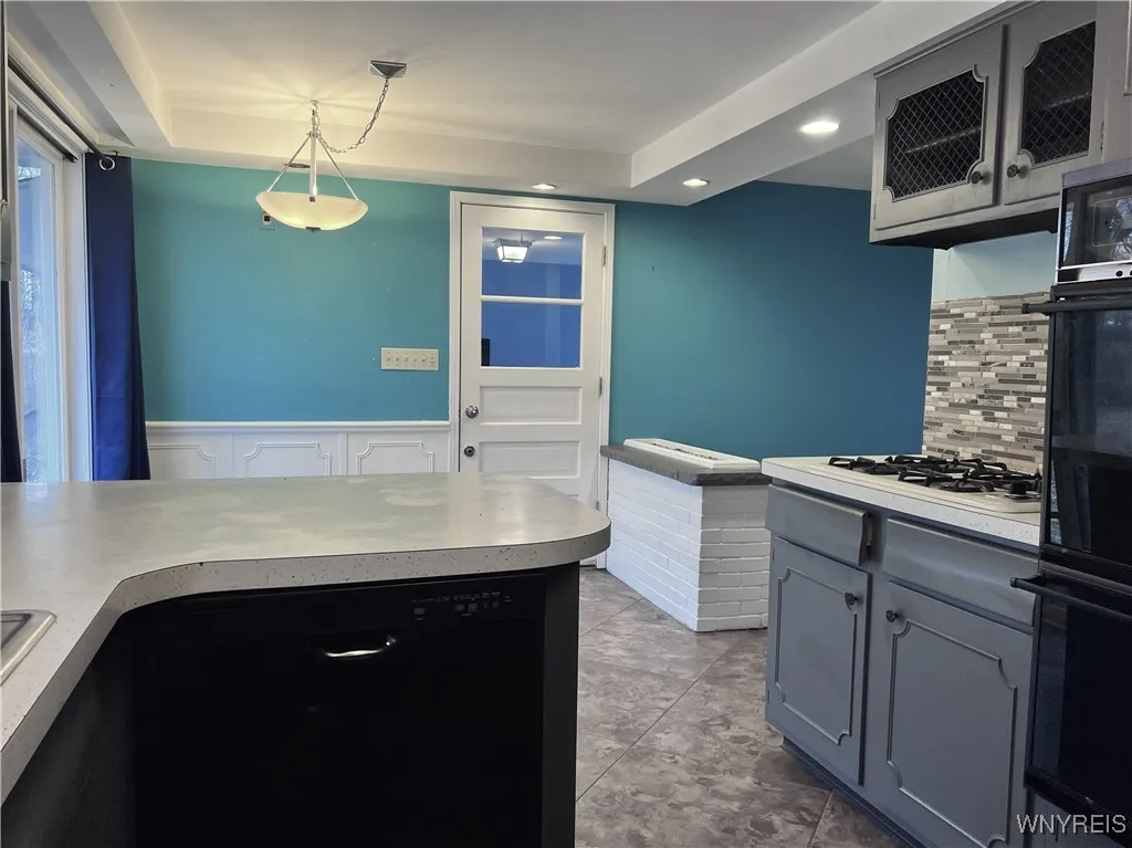 View from Kitchen to Dining area