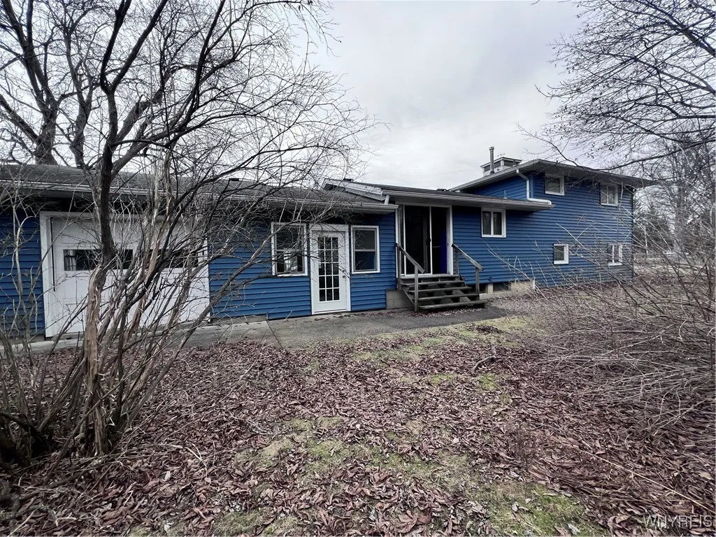 Exterior Back View
