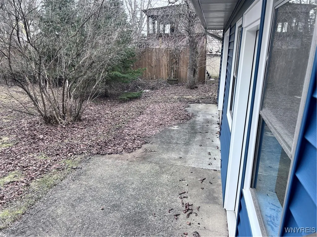 Winter has left leaves and such on the patio but a good cleaning will chase that away and put Spring at your dootstep.