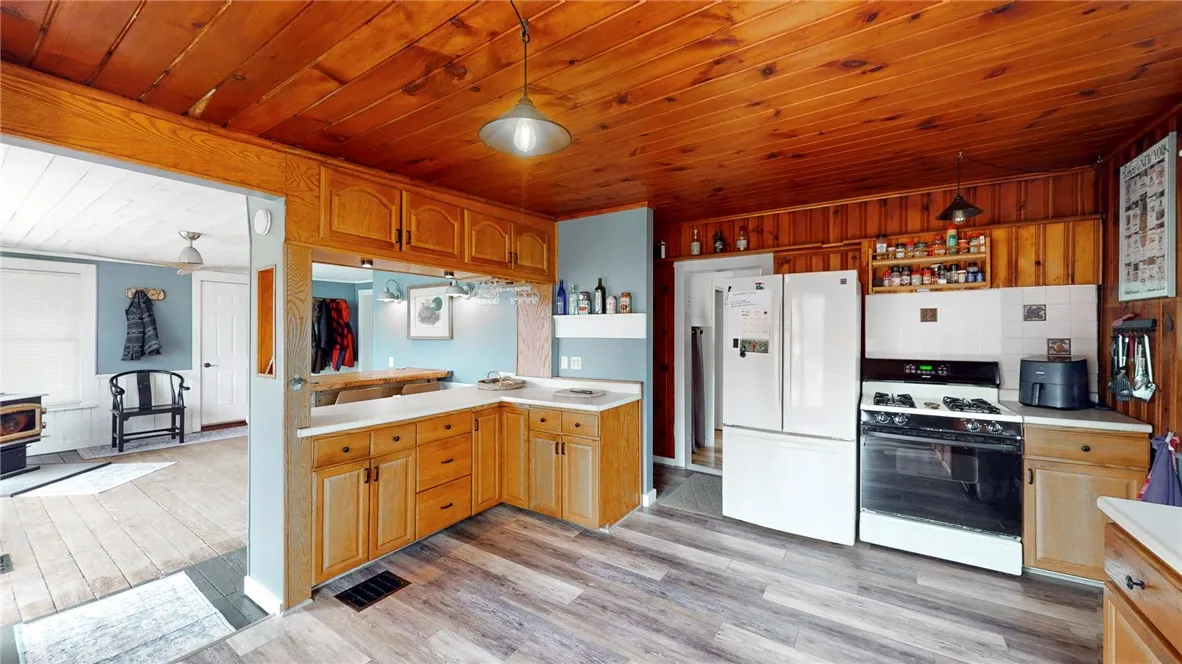 14838 West Lake Road, Pulteney, New York 14418, Pulteney, New York 14418, 3 Bedrooms Bedrooms, 9 Rooms Rooms,2 BathroomsBathrooms,Residential,For Sale,14838 West Lake Road, Pulteney, New York 14418,R1593234