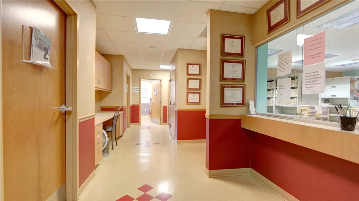 Hallway/Reception Area
