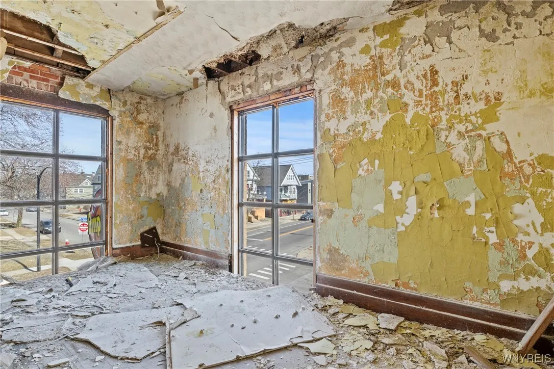 219 West Ferry, Buffalo, New York 14213, Buffalo, New York 14213, ,Commercial Sale,For Sale,219 West Ferry, Buffalo, New York 14213,B1593335