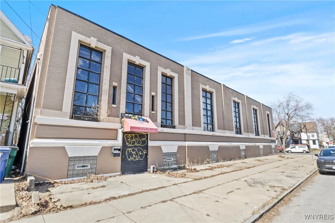 219 West Ferry, Buffalo, New York 14213, Buffalo, New York 14213, ,Commercial Sale,For Sale,219 West Ferry, Buffalo, New York 14213,B1593335
