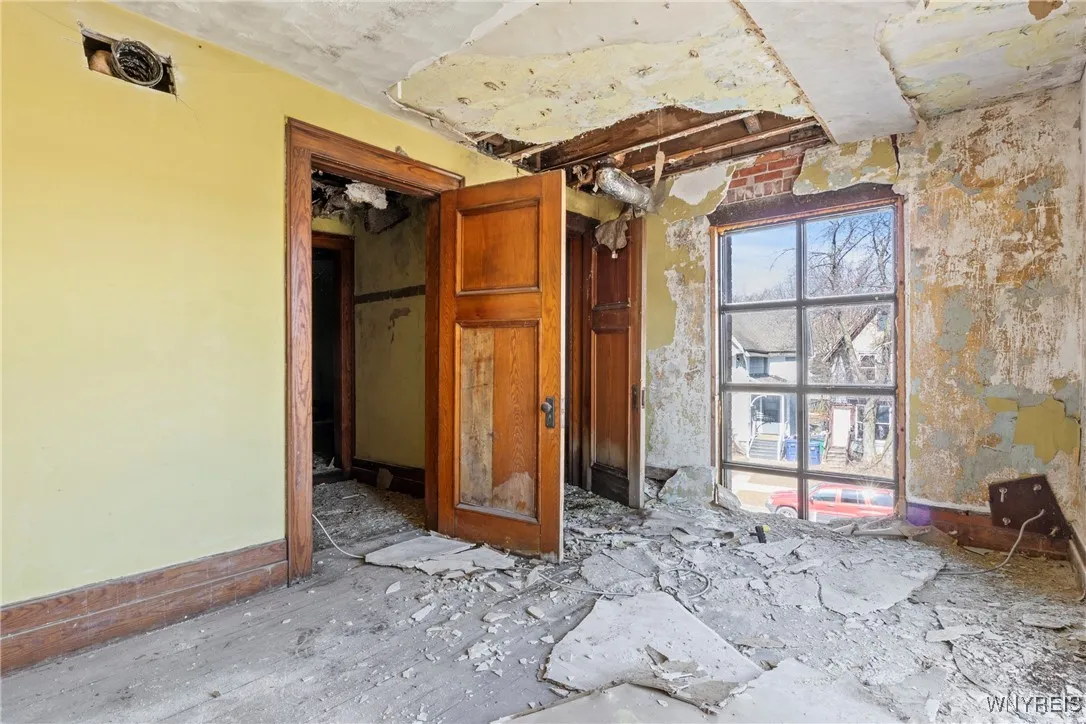 219 West Ferry, Buffalo, New York 14213, Buffalo, New York 14213, ,Commercial Sale,For Sale,219 West Ferry, Buffalo, New York 14213,B1593335