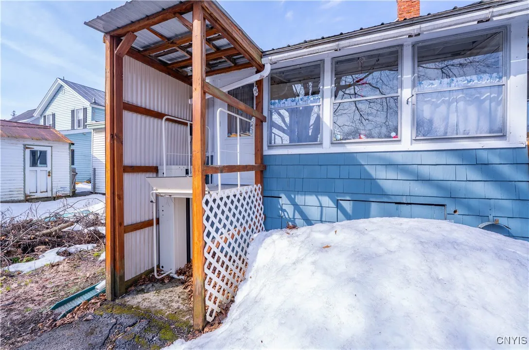 25 Elm St, Frankfort, New York 13357, Frankfort, New York 13357, 3 Bedrooms Bedrooms, 8 Rooms Rooms,1 BathroomBathrooms,Residential,Closed,25 Elm St, Frankfort, New York 13357,0,S1593385