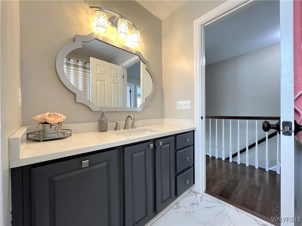 73 Burbank Drive, Orchard Park, New York 14127, Orchard Park, New York 14127, 4 Bedrooms Bedrooms, 9 Rooms Rooms,2 BathroomsBathrooms,Residential,Closed,73 Burbank Drive, Orchard Park, New York 14127,0,B1591282