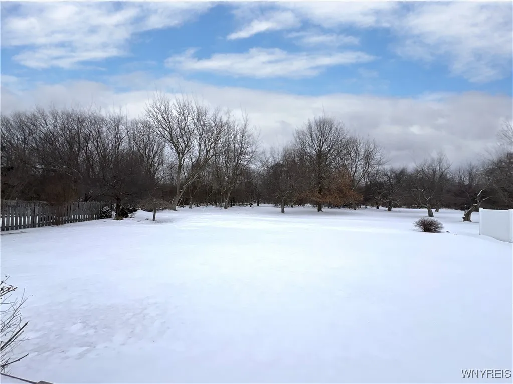 73 Burbank Drive, Orchard Park, New York 14127, Orchard Park, New York 14127, 4 Bedrooms Bedrooms, 9 Rooms Rooms,2 BathroomsBathrooms,Residential,Closed,73 Burbank Drive, Orchard Park, New York 14127,0,B1591282