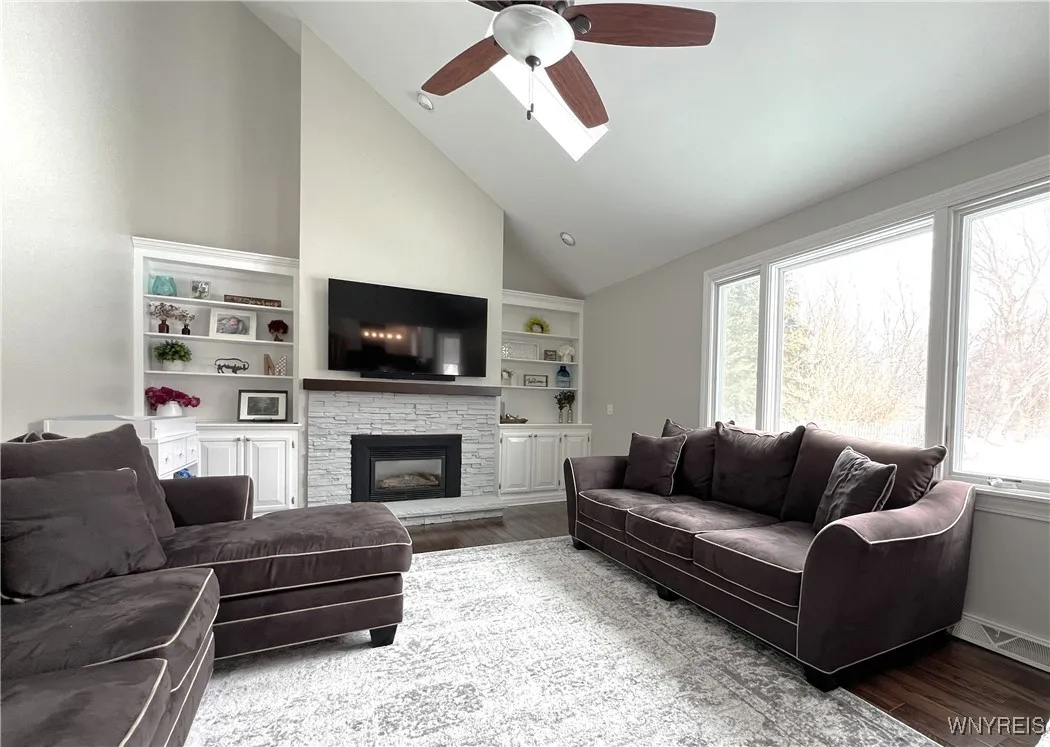 73 Burbank Drive, Orchard Park, New York 14127, Orchard Park, New York 14127, 4 Bedrooms Bedrooms, 9 Rooms Rooms,2 BathroomsBathrooms,Residential,Closed,73 Burbank Drive, Orchard Park, New York 14127,0,B1591282