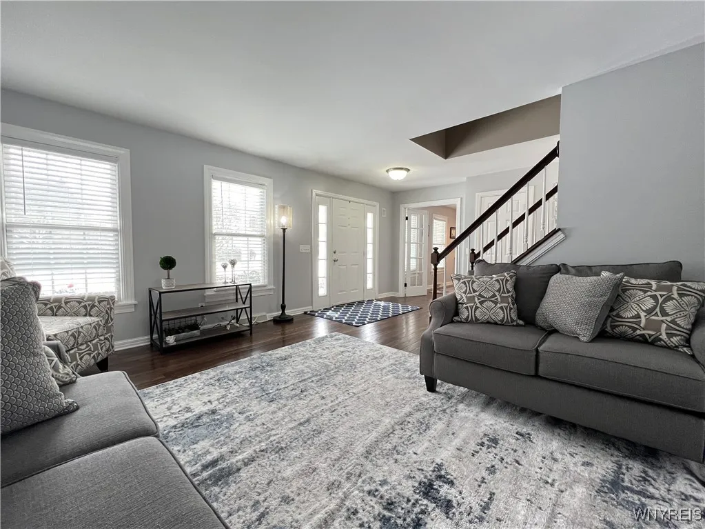 73 Burbank Drive, Orchard Park, New York 14127, Orchard Park, New York 14127, 4 Bedrooms Bedrooms, 9 Rooms Rooms,2 BathroomsBathrooms,Residential,Closed,73 Burbank Drive, Orchard Park, New York 14127,0,B1591282