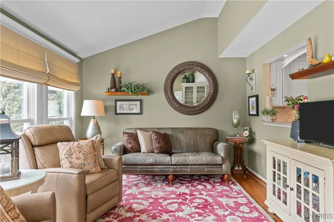 3484 Heatherwood Drive, Hamburg, New York 14075, Hamburg, New York 14075, 3 Bedrooms Bedrooms, 10 Rooms Rooms,2 BathroomsBathrooms,Residential,Closed,3484 Heatherwood Drive, Hamburg, New York 14075,0,B1593459