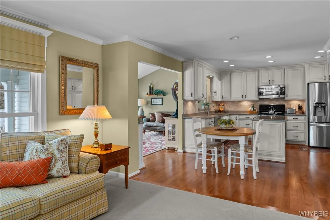 3484 Heatherwood Drive, Hamburg, New York 14075, Hamburg, New York 14075, 3 Bedrooms Bedrooms, 10 Rooms Rooms,2 BathroomsBathrooms,Residential,Closed,3484 Heatherwood Drive, Hamburg, New York 14075,0,B1593459