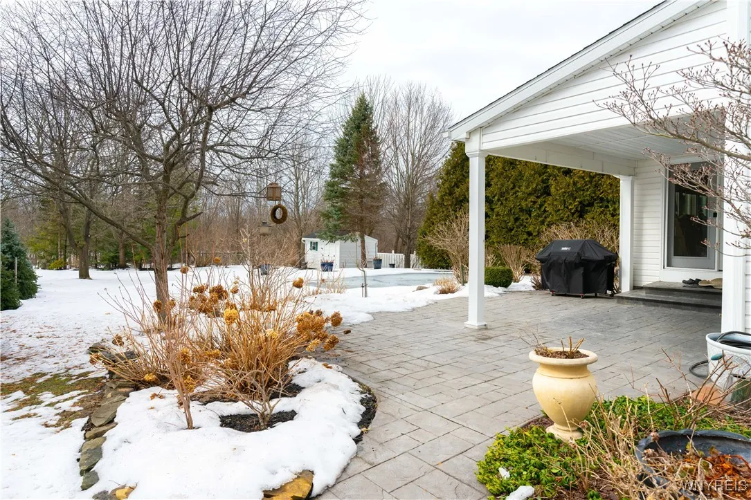 3484 Heatherwood Drive, Hamburg, New York 14075, Hamburg, New York 14075, 3 Bedrooms Bedrooms, 10 Rooms Rooms,2 BathroomsBathrooms,Residential,Closed,3484 Heatherwood Drive, Hamburg, New York 14075,0,B1593459