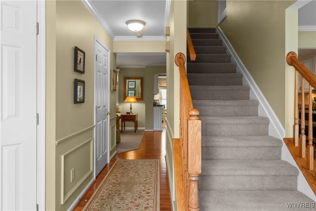 3484 Heatherwood Drive, Hamburg, New York 14075, Hamburg, New York 14075, 3 Bedrooms Bedrooms, 10 Rooms Rooms,2 BathroomsBathrooms,Residential,Closed,3484 Heatherwood Drive, Hamburg, New York 14075,0,B1593459