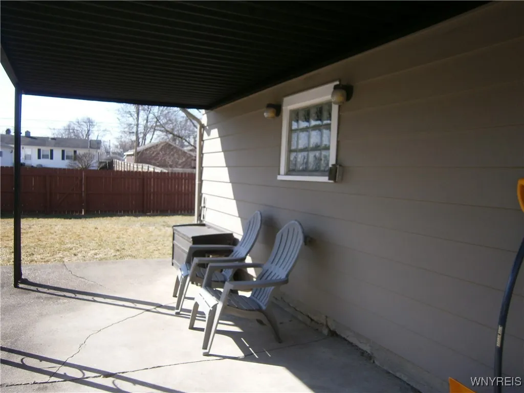 covered patio off the garage
