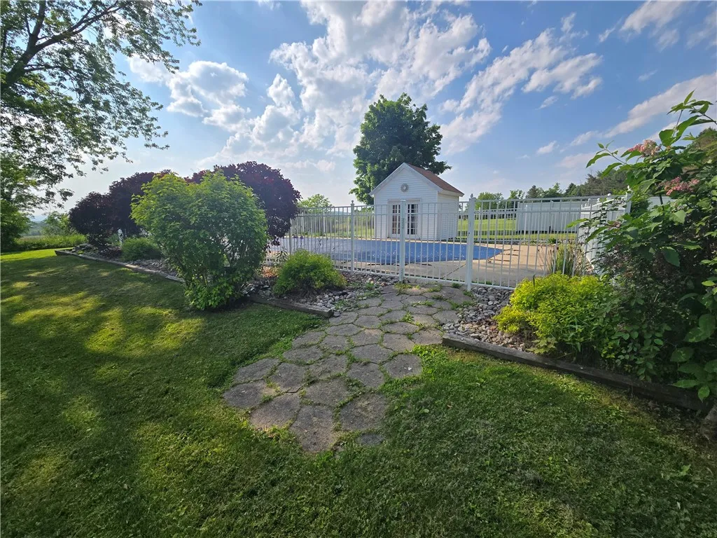 212 Wilson Road, Lansing, New York 14882, Lansing, New York 14882, 4 Bedrooms Bedrooms, 8 Rooms Rooms,2 BathroomsBathrooms,Residential,For Sale,212 Wilson Road, Lansing, New York 14882,R1593171