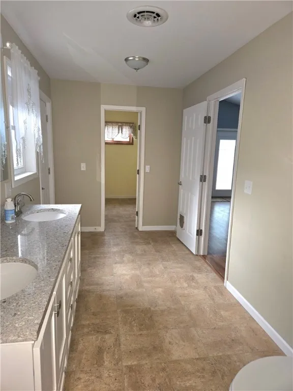 212 Wilson Road, Lansing, New York 14882, Lansing, New York 14882, 4 Bedrooms Bedrooms, 8 Rooms Rooms,2 BathroomsBathrooms,Residential,For Sale,212 Wilson Road, Lansing, New York 14882,R1593171