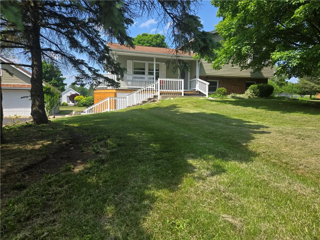 212 Wilson Road, Lansing, New York 14882, Lansing, New York 14882, 4 Bedrooms Bedrooms, 8 Rooms Rooms,2 BathroomsBathrooms,Residential,For Sale,212 Wilson Road, Lansing, New York 14882,R1593171