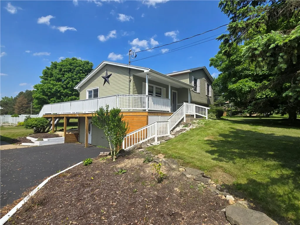 212 Wilson Road, Lansing, New York 14882, Lansing, New York 14882, 4 Bedrooms Bedrooms, 8 Rooms Rooms,2 BathroomsBathrooms,Residential,For Sale,212 Wilson Road, Lansing, New York 14882,R1593171