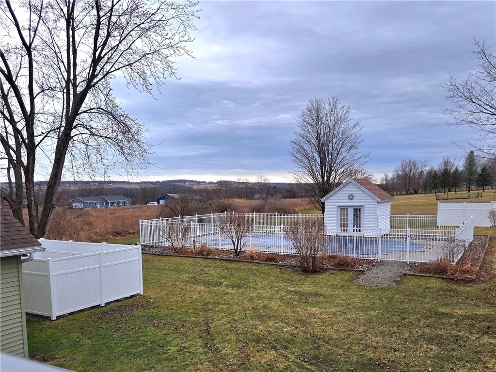 212 Wilson Road, Lansing, New York 14882, Lansing, New York 14882, 4 Bedrooms Bedrooms, 8 Rooms Rooms,2 BathroomsBathrooms,Residential,For Sale,212 Wilson Road, Lansing, New York 14882,R1593171