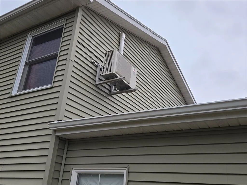 212 Wilson Road, Lansing, New York 14882, Lansing, New York 14882, 4 Bedrooms Bedrooms, 8 Rooms Rooms,2 BathroomsBathrooms,Residential,For Sale,212 Wilson Road, Lansing, New York 14882,R1593171