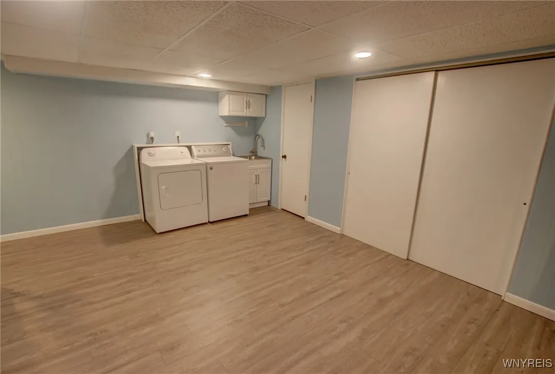 15 Wimbledon Lane, West Seneca, New York 14224, West Seneca, New York 14224, 2 Bedrooms Bedrooms, 8 Rooms Rooms,1 BathroomBathrooms,Residential,Closed,15 Wimbledon Lane, West Seneca, New York 14224,0,B1593405