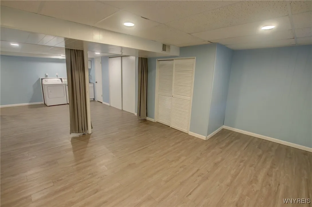 15 Wimbledon Lane, West Seneca, New York 14224, West Seneca, New York 14224, 2 Bedrooms Bedrooms, 8 Rooms Rooms,1 BathroomBathrooms,Residential,Closed,15 Wimbledon Lane, West Seneca, New York 14224,0,B1593405