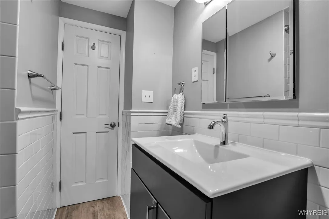 190 Covington Drive, West Seneca, New York 14220, West Seneca, New York 14220, 3 Bedrooms Bedrooms, 6 Rooms Rooms,1 BathroomBathrooms,Residential,Closed,190 Covington Drive, West Seneca, New York 14220,0,B1593375