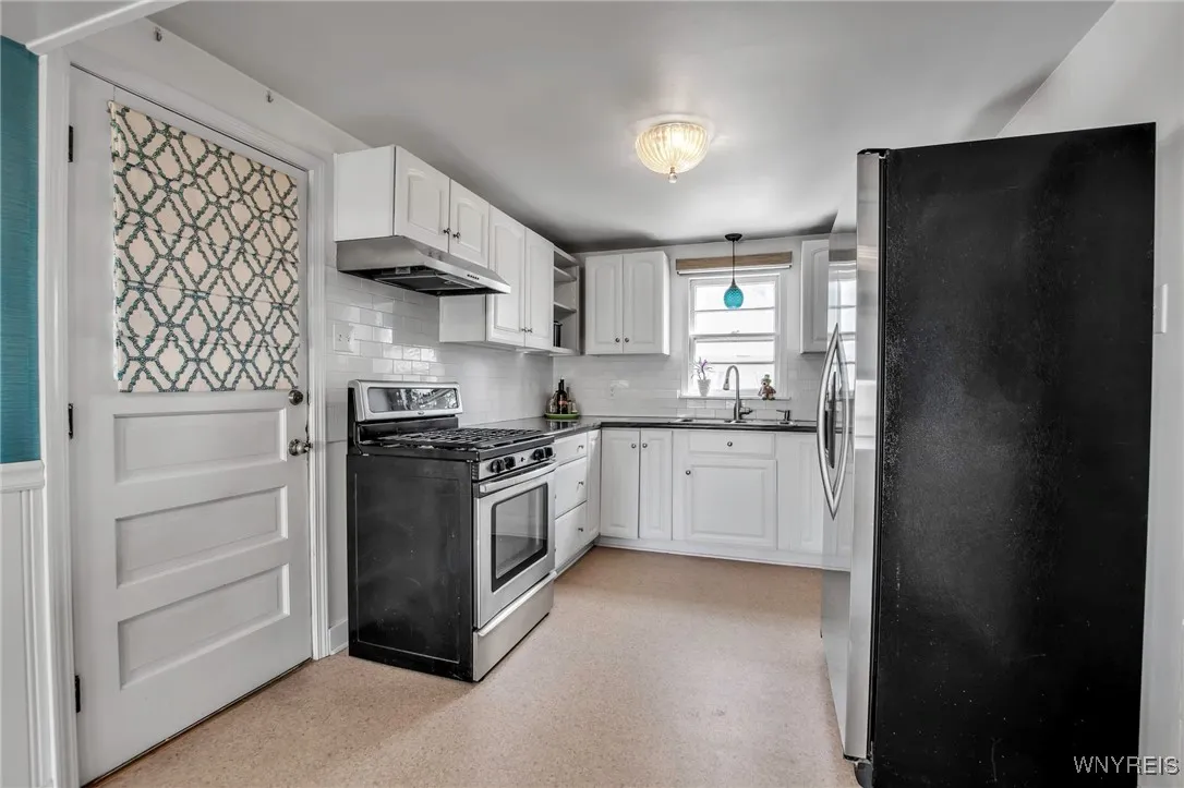 190 Covington Drive, West Seneca, New York 14220, West Seneca, New York 14220, 3 Bedrooms Bedrooms, 6 Rooms Rooms,1 BathroomBathrooms,Residential,Closed,190 Covington Drive, West Seneca, New York 14220,0,B1593375