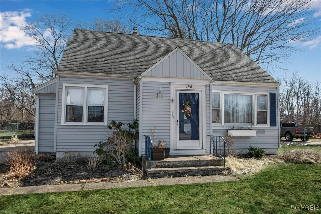 190 Covington Drive, West Seneca, New York 14220, West Seneca, New York 14220, 3 Bedrooms Bedrooms, 6 Rooms Rooms,1 BathroomBathrooms,Residential,Closed,190 Covington Drive, West Seneca, New York 14220,0,B1593375