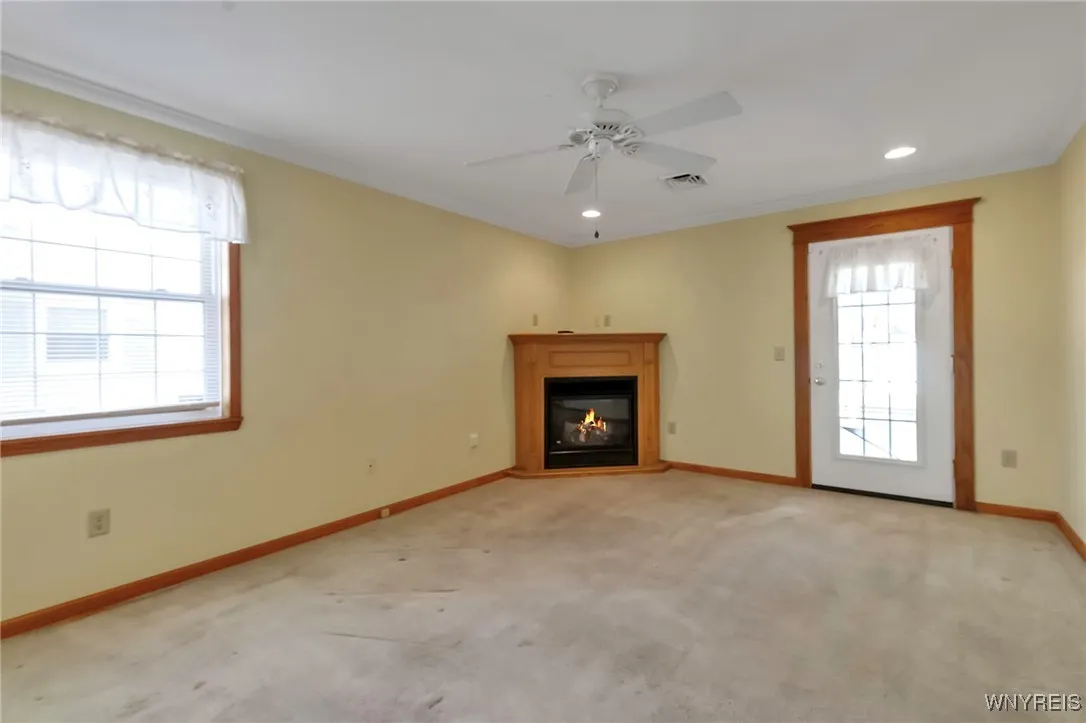 39 Enterprise Avenue, Tonawanda-city, New York 141, Tonawanda, New York 14150, 2 Bedrooms Bedrooms, 7 Rooms Rooms,1 BathroomBathrooms,Residential,Closed,39 Enterprise Avenue, Tonawanda-city, New York 141,0,B1593483