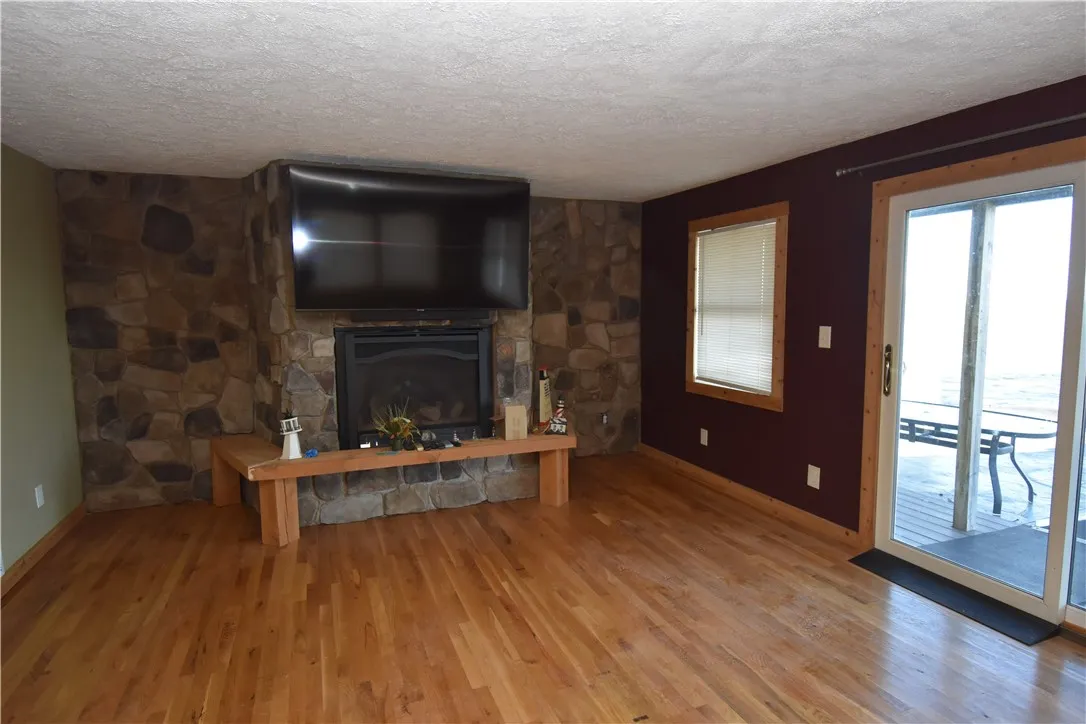 2060 Edgemere Drive, Greece, New York 14612, Greece, New York 14612, 2 Bedrooms Bedrooms, 5 Rooms Rooms,1 BathroomBathrooms,Residential,Closed,2060 Edgemere Drive, Greece, New York 14612,R1591057