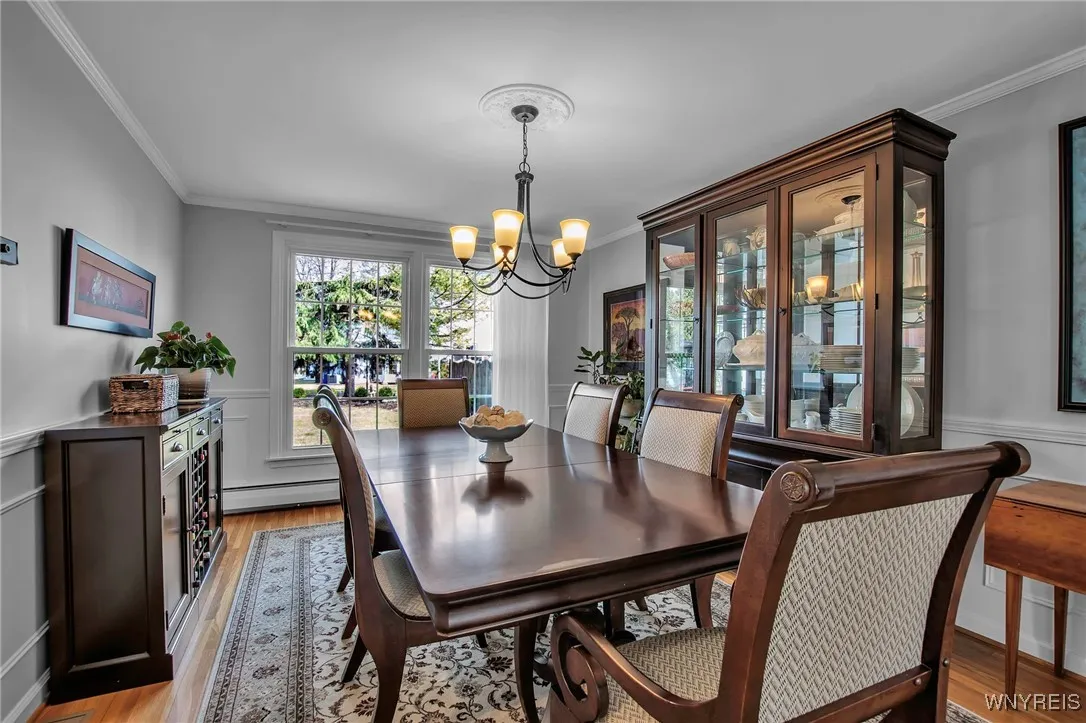100 Kings Trail, Amherst, New York 14221, Amherst, New York 14221, 5 Bedrooms Bedrooms, 10 Rooms Rooms,2 BathroomsBathrooms,Residential,Closed,100 Kings Trail, Amherst, New York 14221,0,B1593549