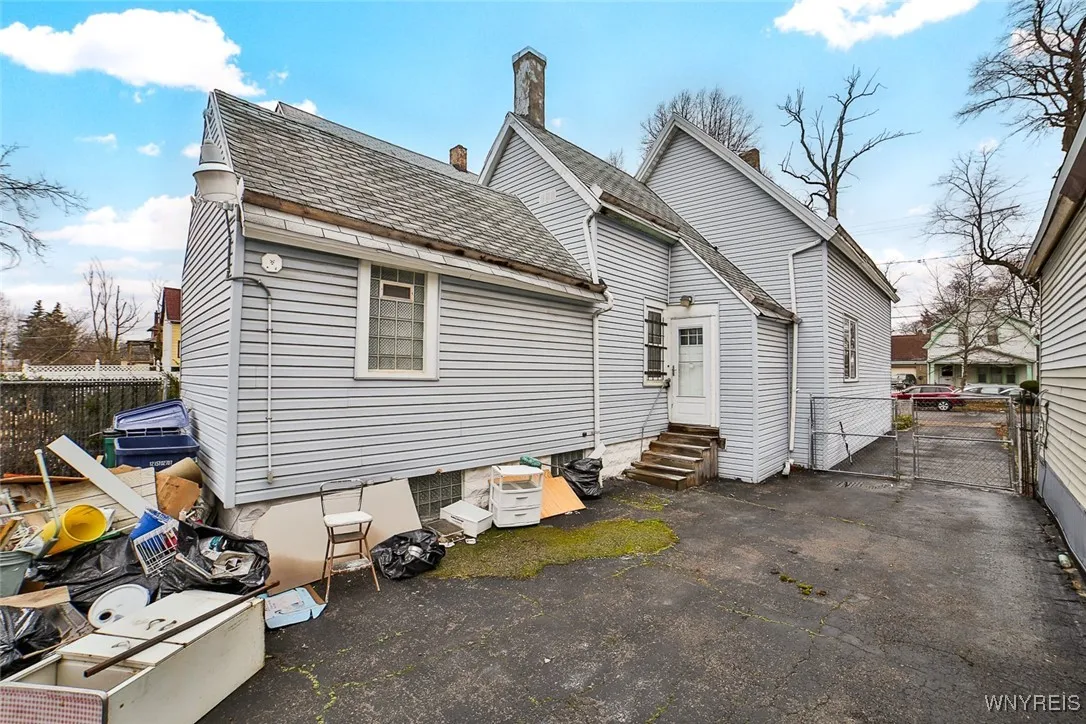 203 French Street, Buffalo, New York 14211, Buffalo, New York 14211, 3 Bedrooms Bedrooms, 7 Rooms Rooms,1 BathroomBathrooms,Residential,For Sale,203 French Street, Buffalo, New York 14211,0,B1592218