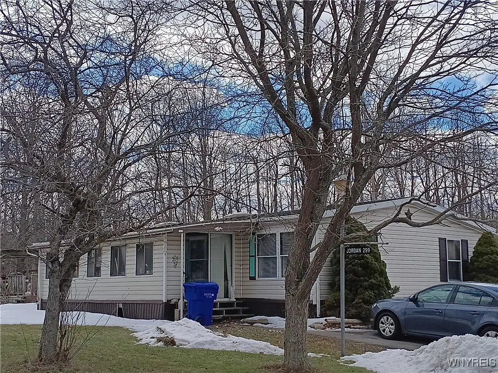 299 Sunset Drive, Clarendon, New York 14470, Clarendon, New York 14470, 3 Bedrooms Bedrooms, 7 Rooms Rooms,2 BathroomsBathrooms,Residential,Closed,299 Sunset Drive, Clarendon, New York 14470,0,B1593772